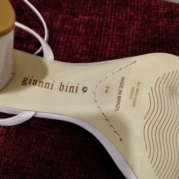 Gianni Bini KENZIE Patent Strappy Block Patent Chunky Heel Size 9 - Picture 7 of 8